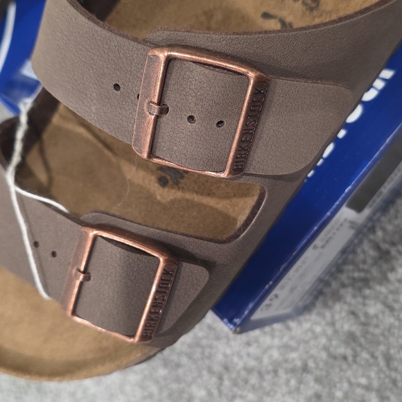 Birkenstock Brown ARIZONA: NWT - Picture 8 of 9